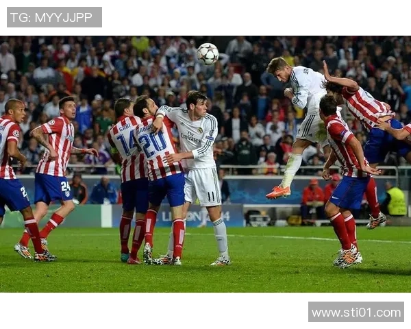 足球明星精彩瞬间汇总视频大赏让你领略球场传奇的风采与魅力